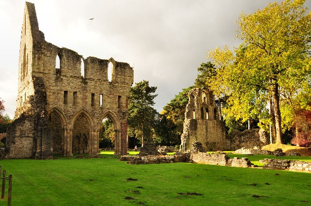 wenlock-priory-2009