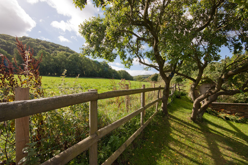 Simply-folly-Garden_Folly_Cottage_Much_Wenlock