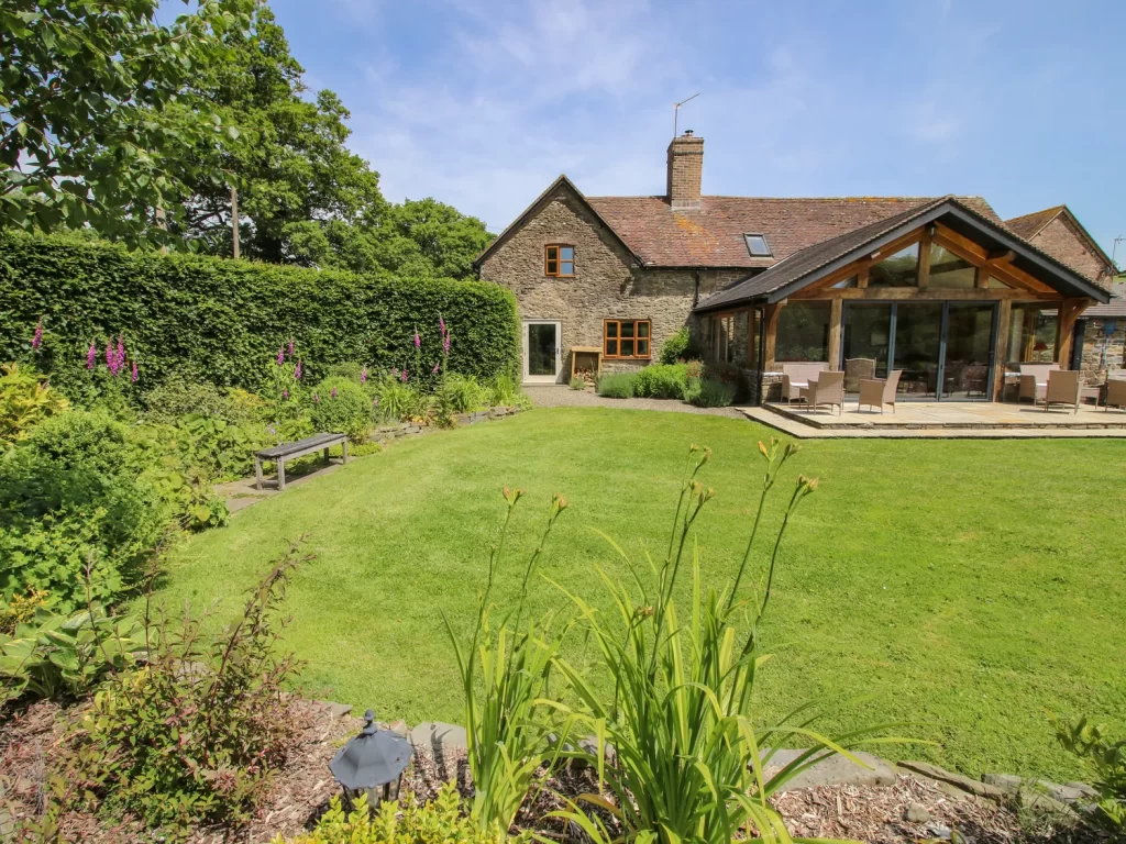 old farm 01